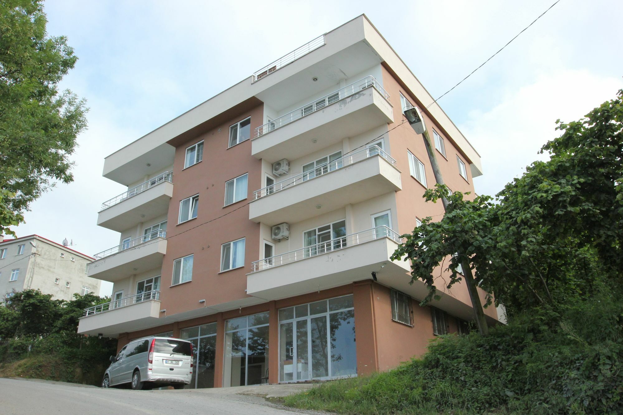Zumrut Apart Trabzon Exteriör bild